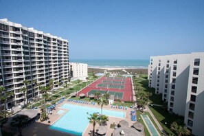 Condo, 1 Bedroom | Exterior