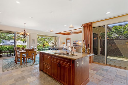 Villages at the Mauna Lani Resort 🌺 Walk to Mauna Lani Restaurants & Shops