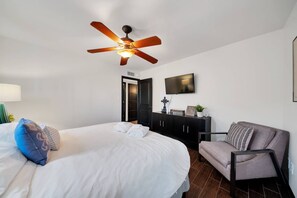 4 bedrooms, iron/ironing board, free WiFi