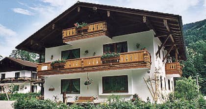 Ferienwohnung Königssee, 1-2 Personen, 28 qm, Balkon, Wohn-schlafzimmer,mansarde