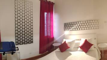 1 bedroom, free WiFi, bed sheets