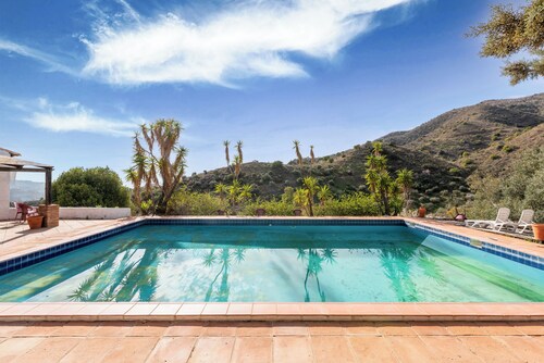 Ferienhaus 'Finca Arroyo De Las Adelfas' mit Bergblick, privatem Pool und WLAN