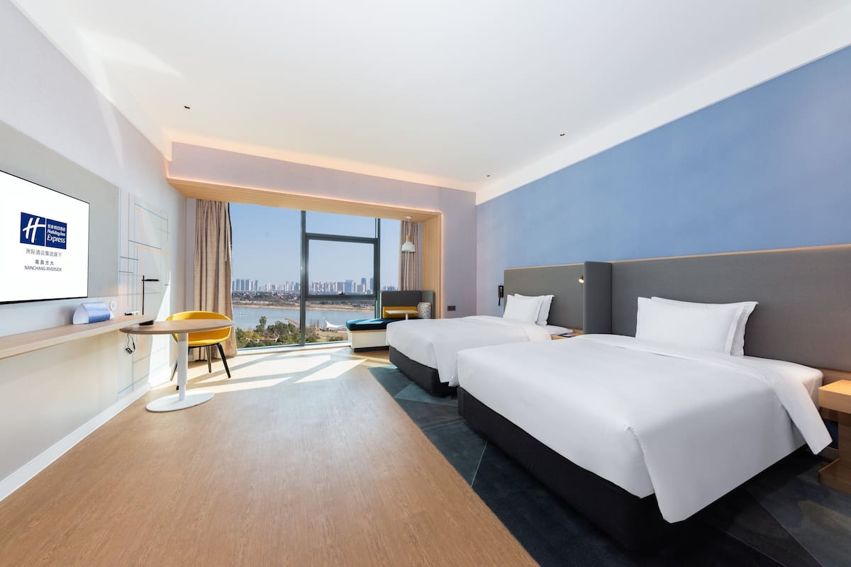 1 habitación, minibar y caja de seguridad en la habitación