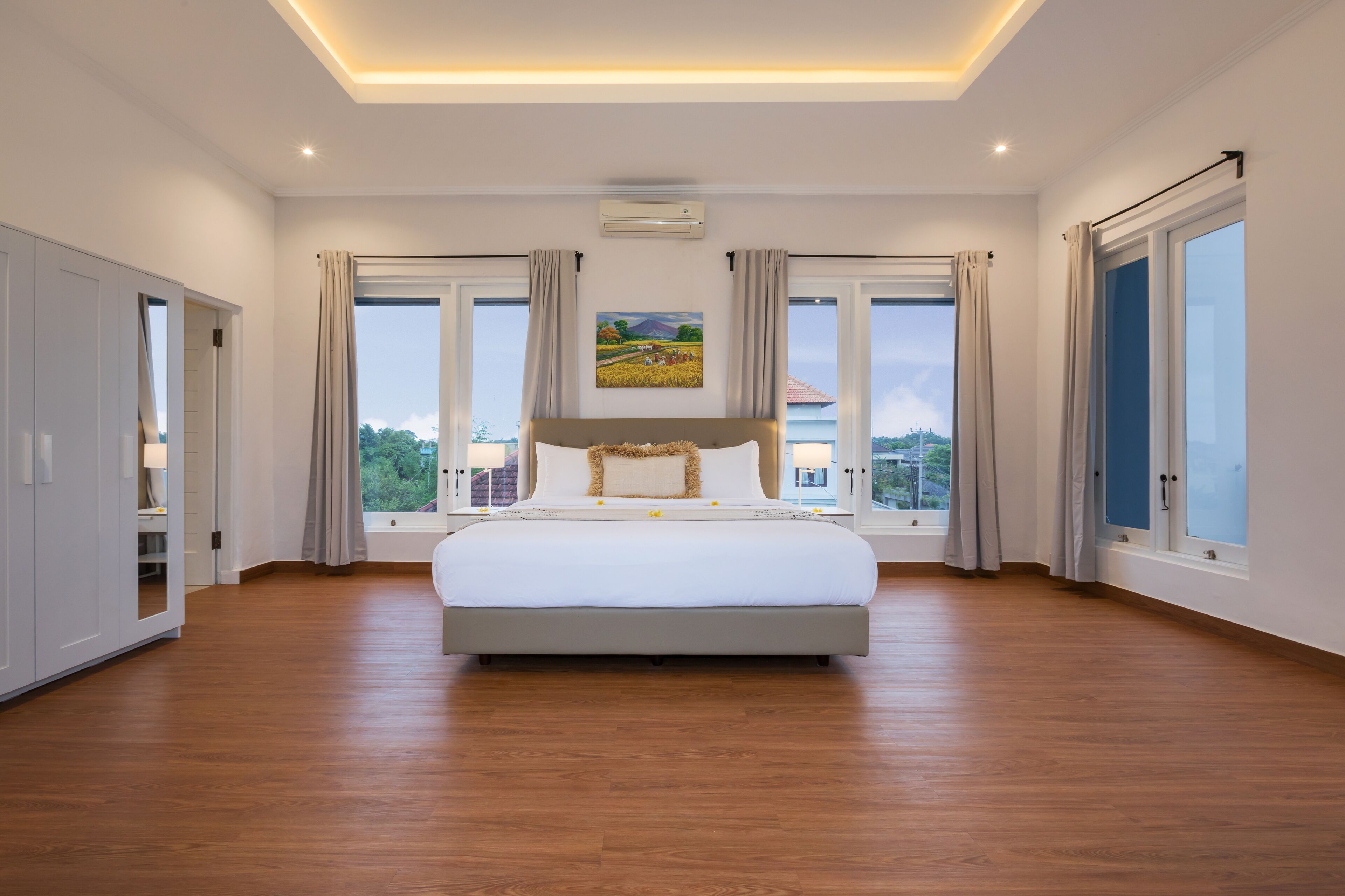 Luxury Villa, 5 Bedrooms, Hill View | Desk, free WiFi, bed sheets