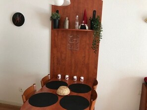 Dining - Cozy T2 for 4 with Parking, Indoor Pool, and Fitness Room (La Mongie)