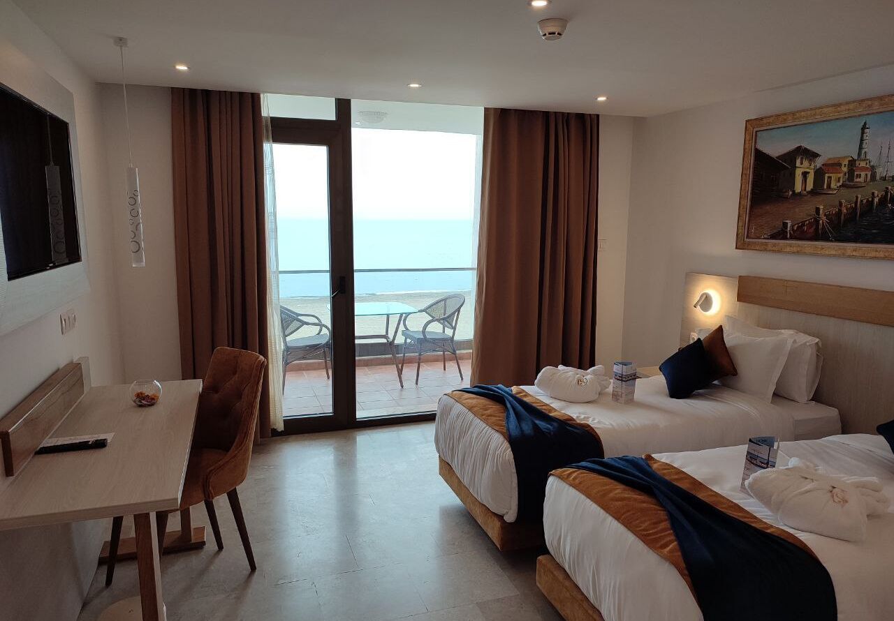 Egyptian cotton sheets, premium bedding, minibar, free WiFi