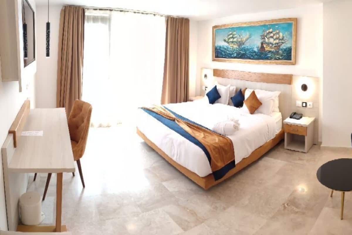 Seprai katun Mesir, seprai premium, minibar, dan Wi-Fi gratis