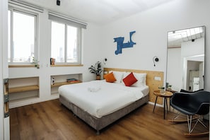 Comfort Quadruple Room, Private Bathroom