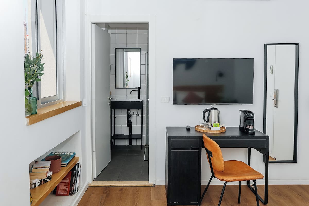 Economy Double Room, Private Bathroom | Room amenity