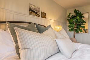 4 Schlafzimmer, Bügeleisen/Bügelbrett, Reisekinderbett, Internetzugang