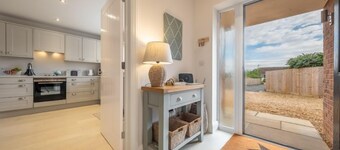 The Hideaway (D), Docking, Norfolk