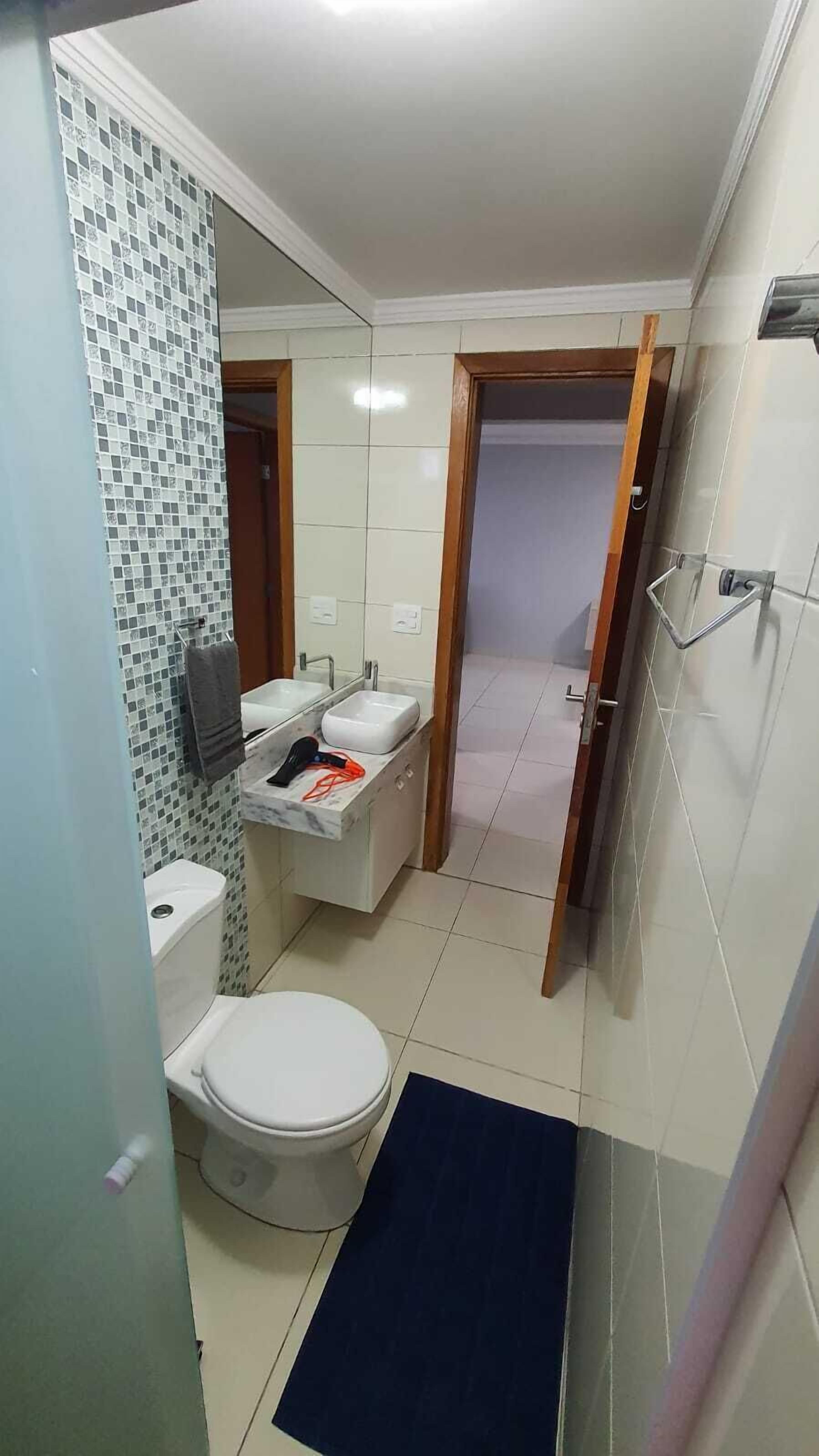 Family Apartment | Bathroom