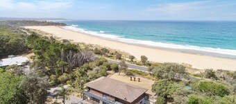 ART HOUSE- 4 BEDROOM