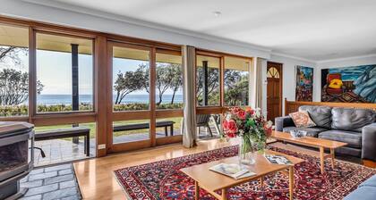 ART HOUSE- 4 BEDROOM