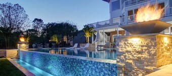 Above Nashville Lakeside Oasis I Lakefront | Pool&Spa | Game Room I Services