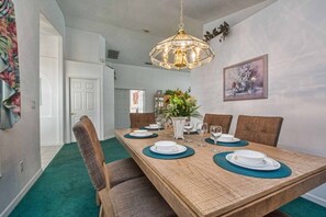 Casa, 4 quartos | Cozinha privada | Fogão, cooktop, cafeteira/chaleira, torradeira