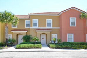 Unclassified image, 2 of 28, button - Encantada -4 Bedroom Townhome w/ Splashpool-2651EN 4 Townhouse by RedAwning (Kissimmee)