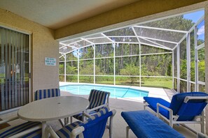 Unclassified image, 5 of 27, button - Esprit-3 Bedrooms House w/pool-4100ES 3 Home by RedAwning (Davenport)