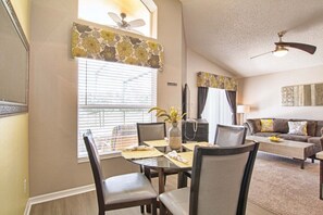 House, 4 Bedrooms | Private kitchen - Emerald 4 bedrooms with Pool - 2201Em 4 Home by RedAwning (Kissimmee)