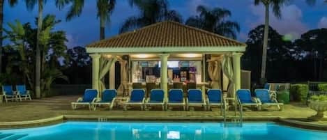 ハウス 4 ベッドルーム | プール