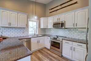 Condo, 2 Bedrooms | Private kitchen - Newly Renovated, Slope-Side Walk-In Walk-Out, Top Floor, Views of Ten Mile Range - ER4 by Redawning (Copper Mountain)