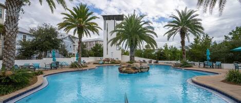 House, 2 Bedrooms | Pool