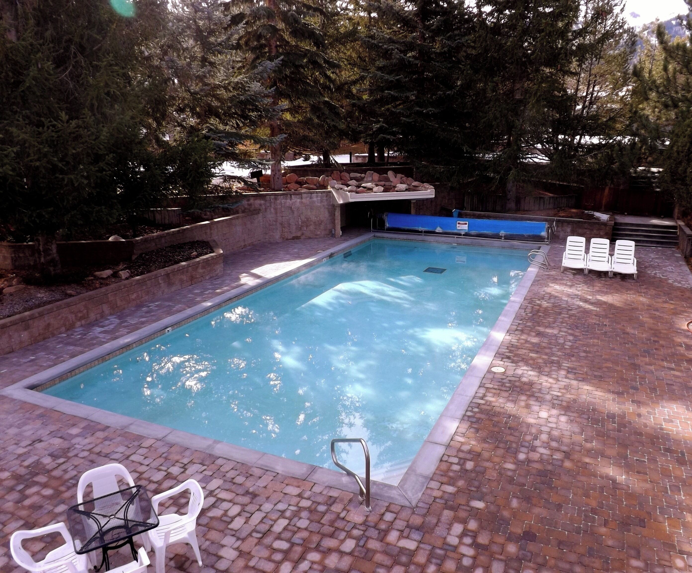 Piscine extérieure, piscine chauffée