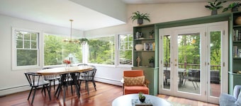 Walk to Town/Lake – Spring ’25 Renovation!