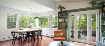 Walk to Town/Lake, ’25 Renovation!