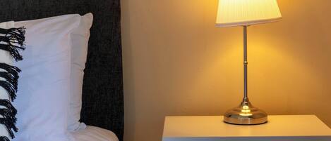 2 chambres, fer et planche Ă repasser, Wi-Fi, literie fournie
