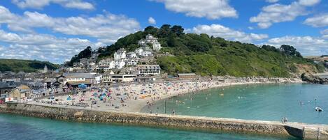 Am Strand, Liegestühle, Strandtücher