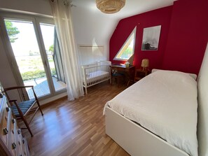 3 chambres, fer et planche à repasser, accès au Wi-Fi (inclus)