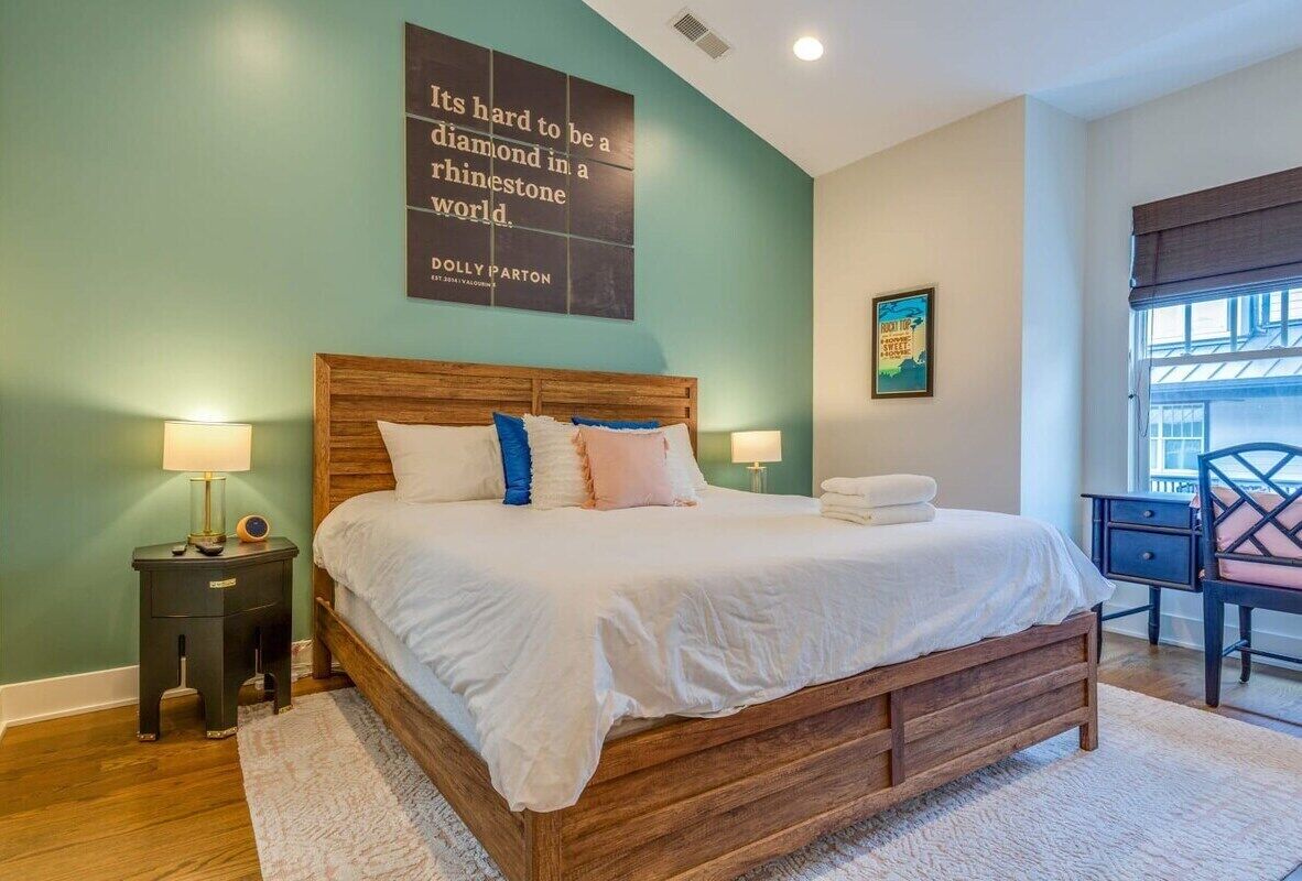 The Elliott: King Beds for Summer in 12 South