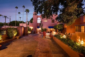 Exterior - Grand Adobe - 28 Guests, 12 Bedrooms, Heated Pool (Phoenix)