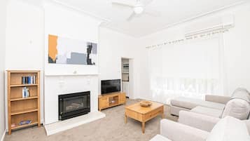 TV, Netflix, streaming services, offices