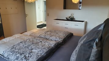 1 Schlafzimmer, Bügeleisen/Bügelbrett, kostenloses WLAN, Bettwäsche