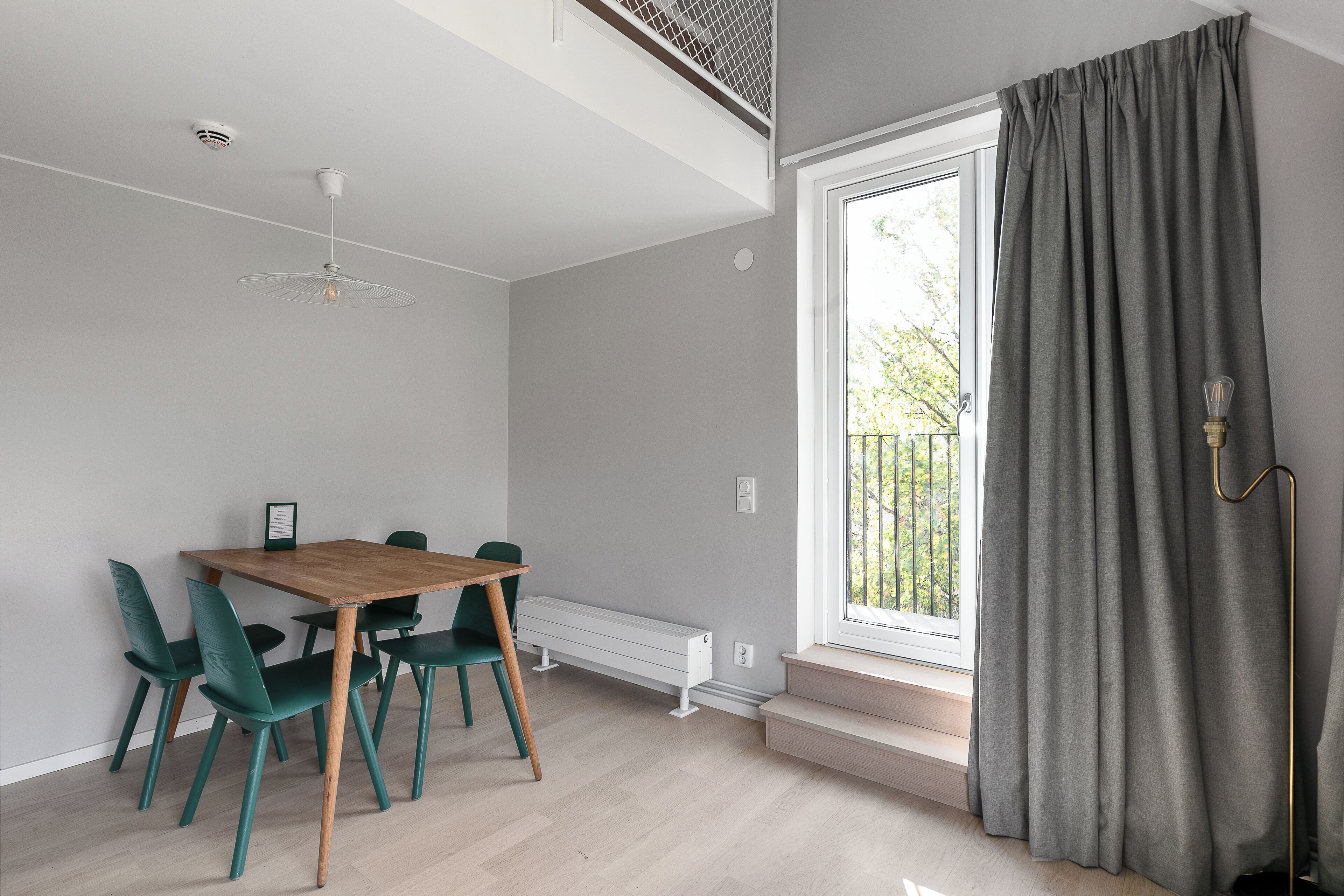 Cobertura, várias camas, sacada | Individualmente decorados, individualmente mobiliados, escrivaninha