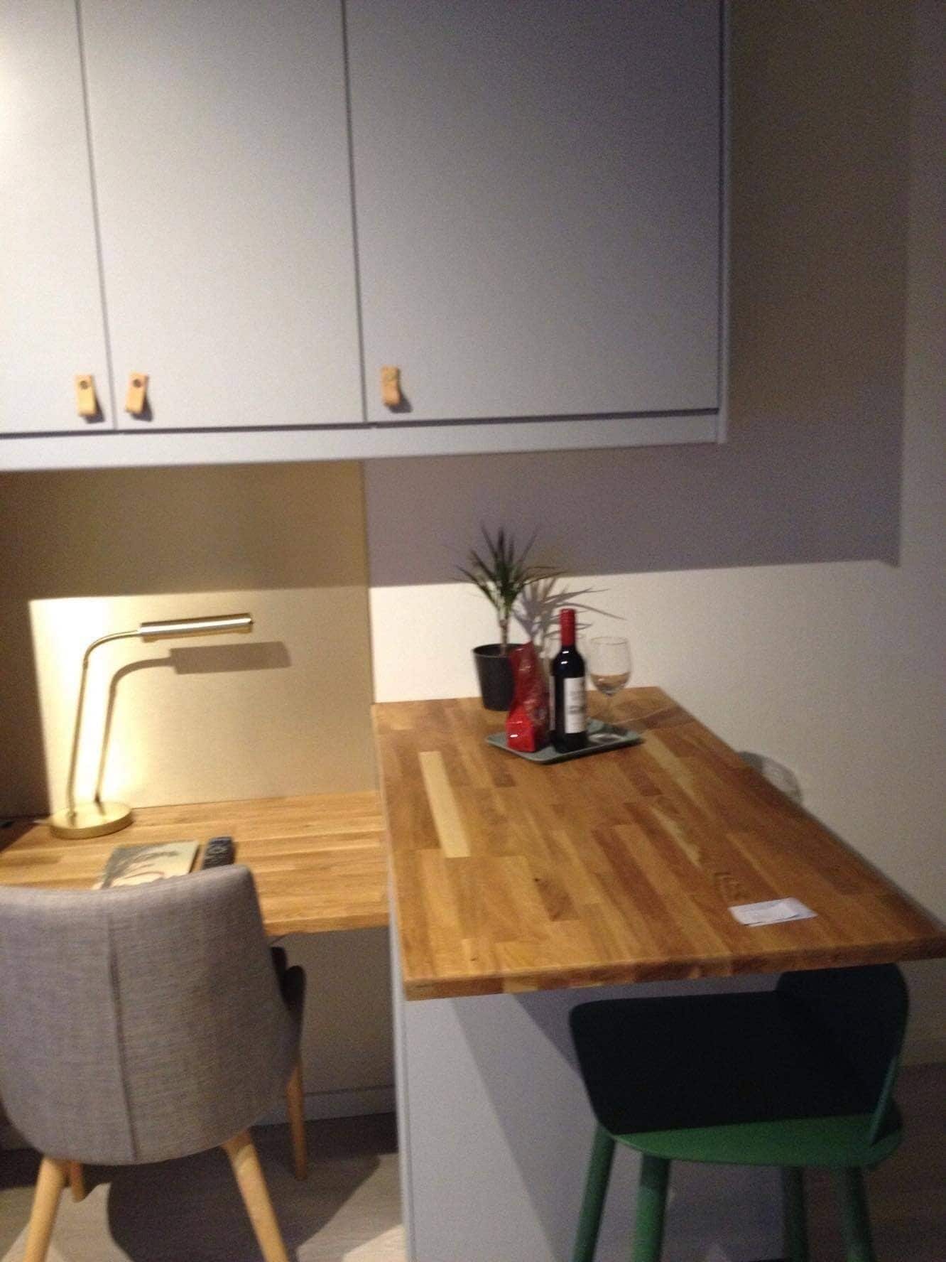 comfort apartment, 1 queen bed | 1 bedroom, individually decorated, individually furnished, desk