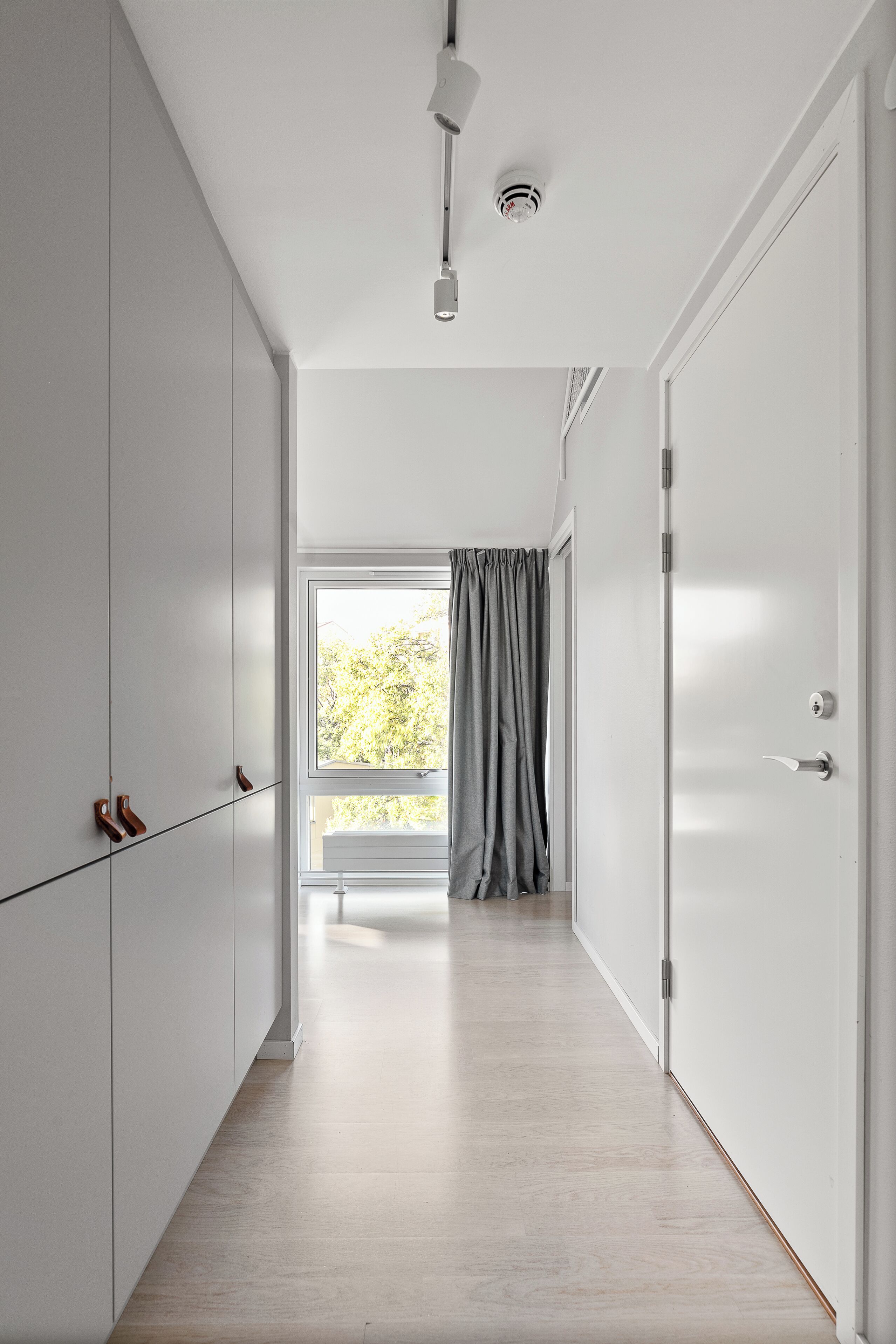 penthouse, multiple beds, balcony | wardrobe