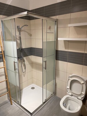 Dusche, Toilettenpapier