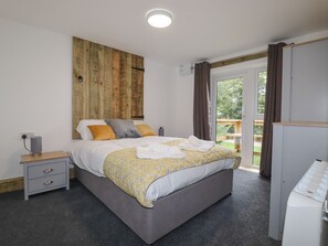 Interior - Stall 2 - The Stables (Truro)