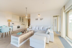 Superior Apartment | Living area