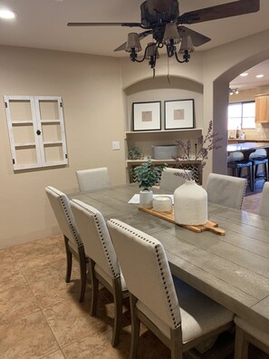 Dining - Havasu Oasis  (Lake Havasu City)