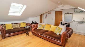 Cottage | Living room | Video-game console