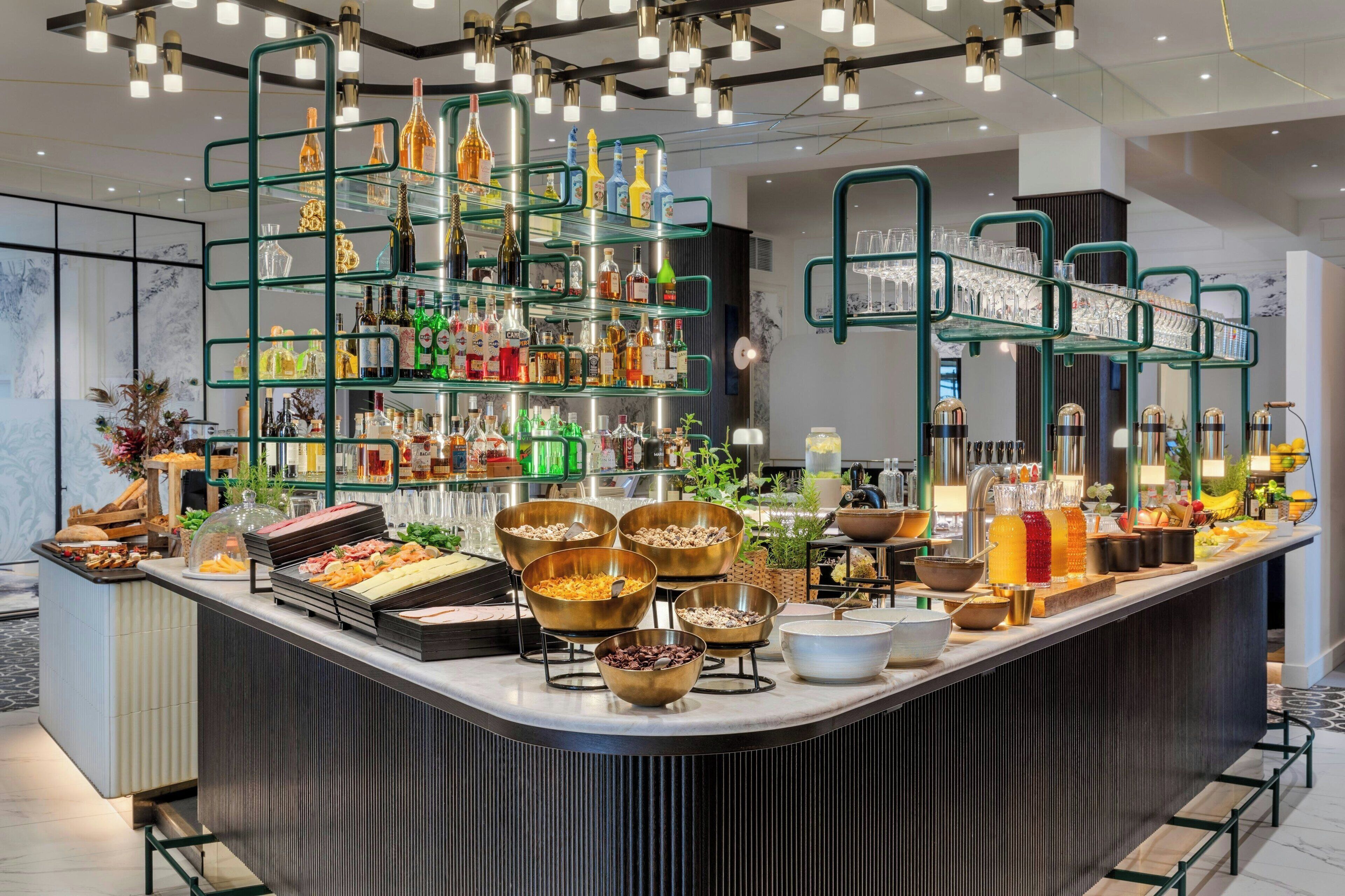 daily cooked-to-order breakfast (eur 35 per person)