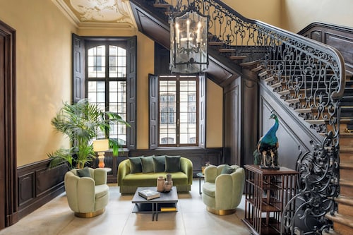 Sapphire House Antwerp, Autograph Collection