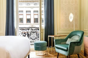 Superior Room, 1 King Bed | Hypo-allergenic bedding, minibar, in-room safe, desk