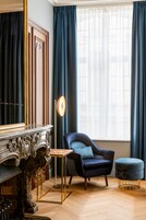 Deluxe Room, 1 King Bed | Hypo-allergenic bedding available, minibar, in-room safe, desk