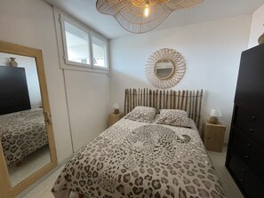 1 makuuhuone, silitysrauta/-lauta, Wi-Fi