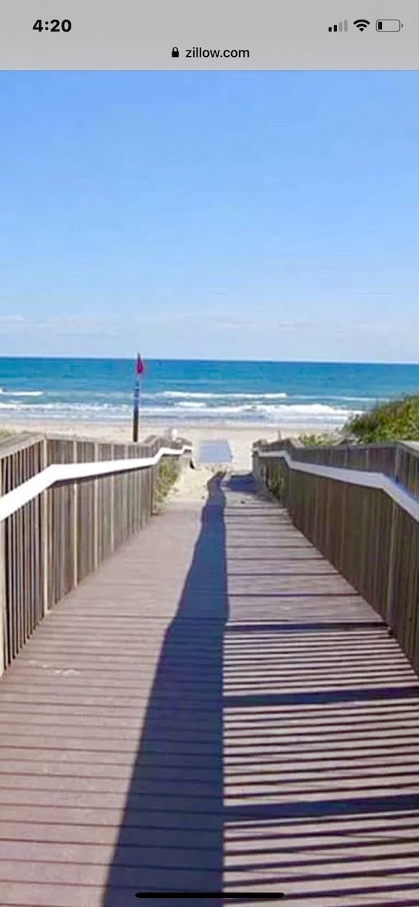 Sun loungers, beach towels
